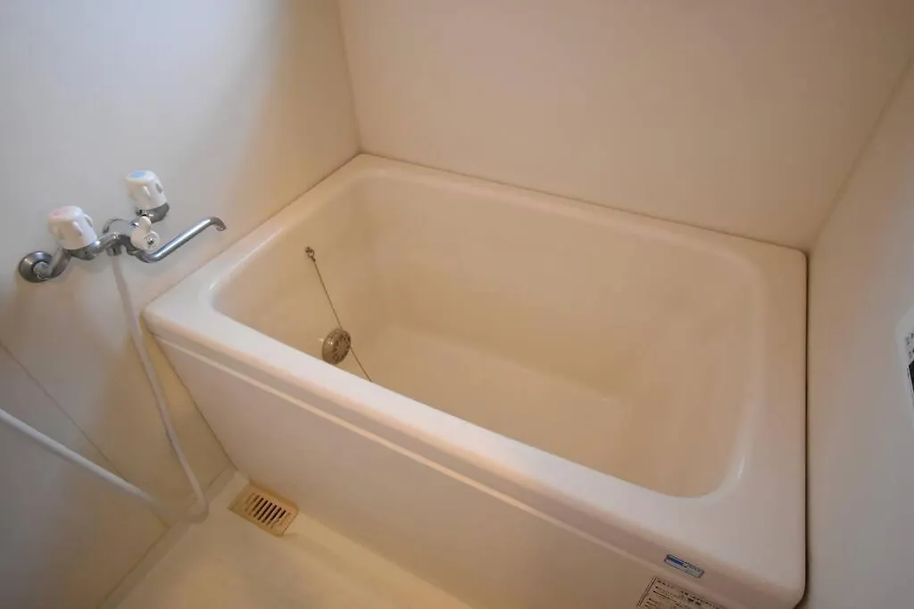 メゾン八千代302 Apartment Tokyo