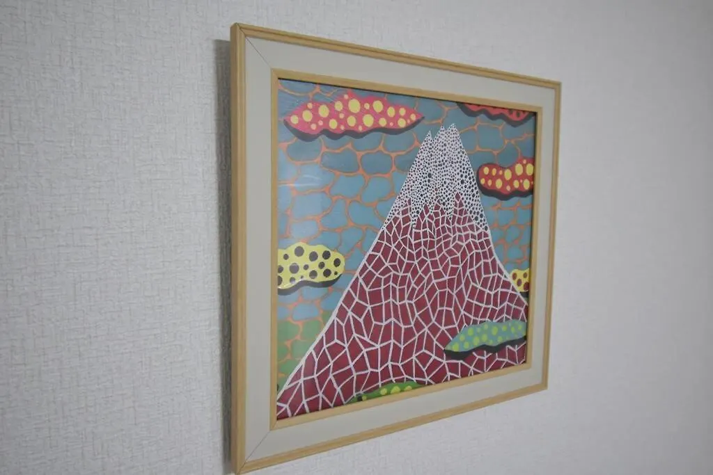 メゾン八千代302